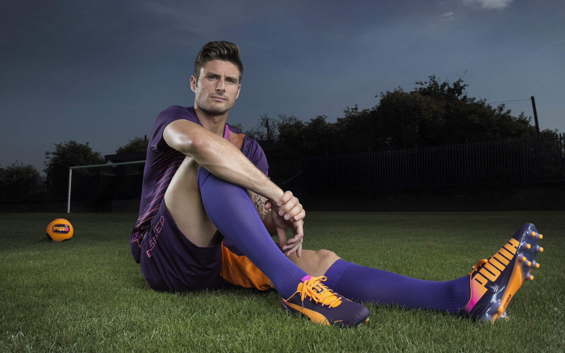 最新足球比赛录像：全球体坛独家报道，最新足球赛事视频